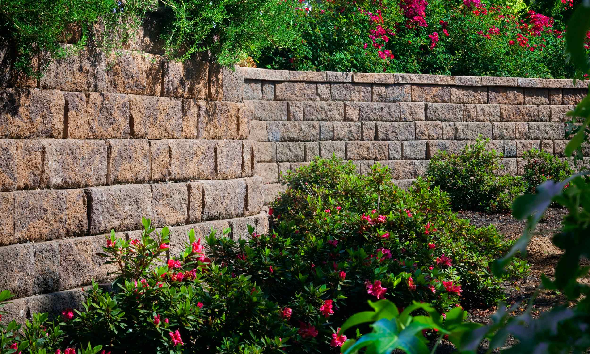 Retaining Walls And Freestanding Walls Designed And Installed
